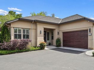 319 Fairgate Rd, Sacramento, CA 95825