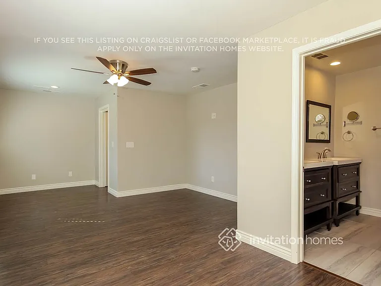 6445 W Carol Ave — Photo 11