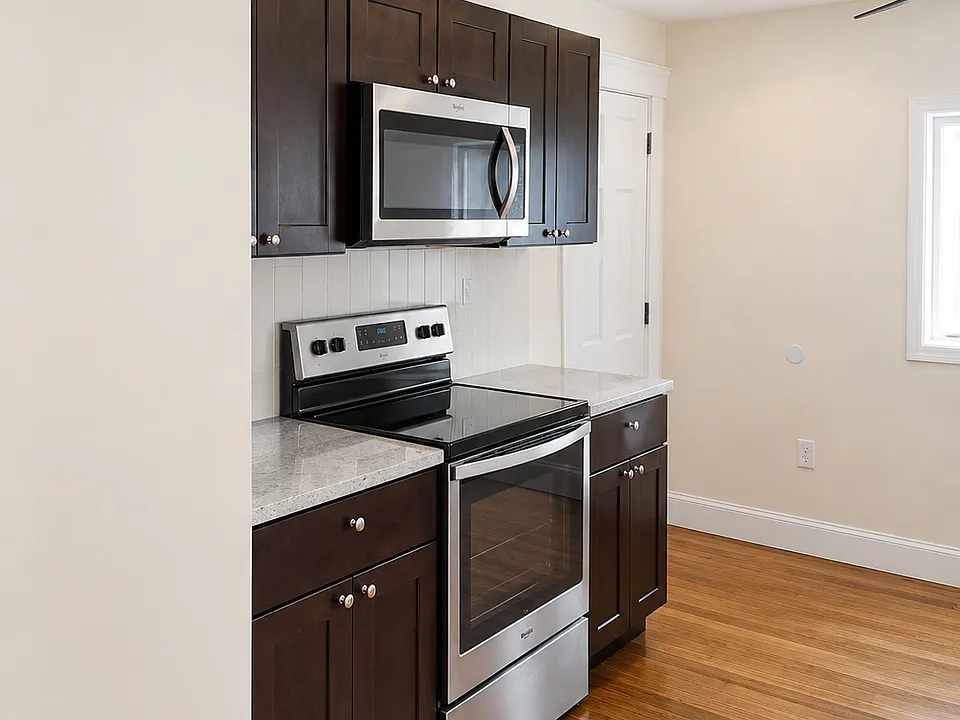 119 Burget Ave #2