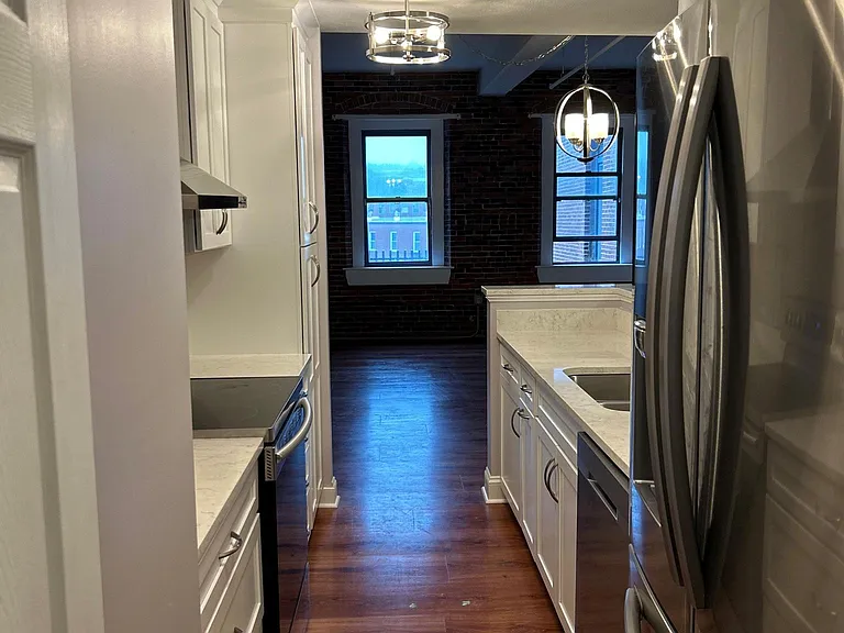 110 Main St #327 — Photo 3