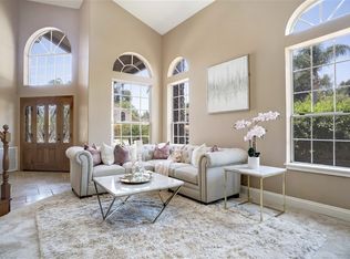 1088 Felicidad Dr, Fallbrook, CA 92028