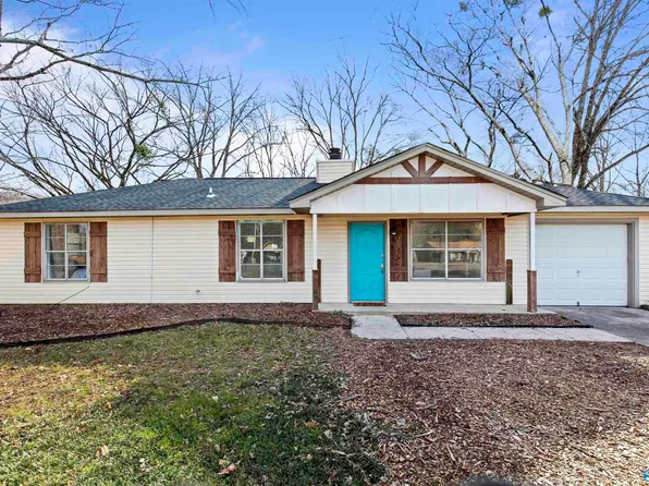 1008 Danmann Cir SE, Huntsville, AL 35803