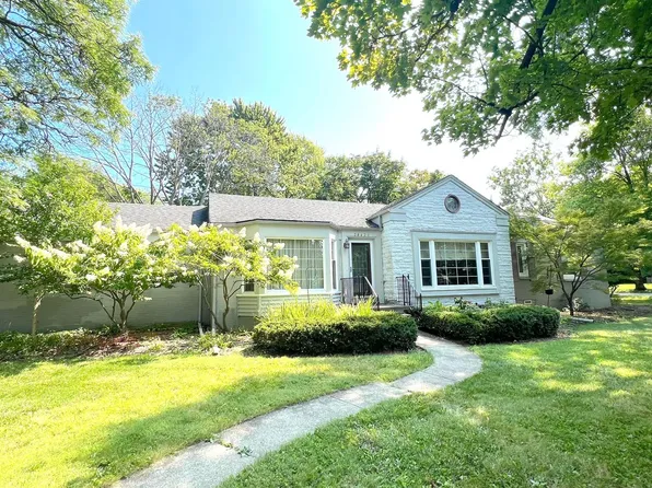 28420 Woodworth Way, Lathrup Village, MI 48076