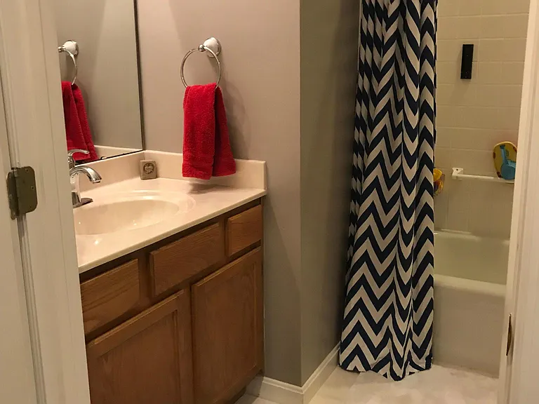Another bathroom