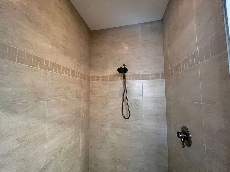 5148 Sandy Shores Dr — Photo 35