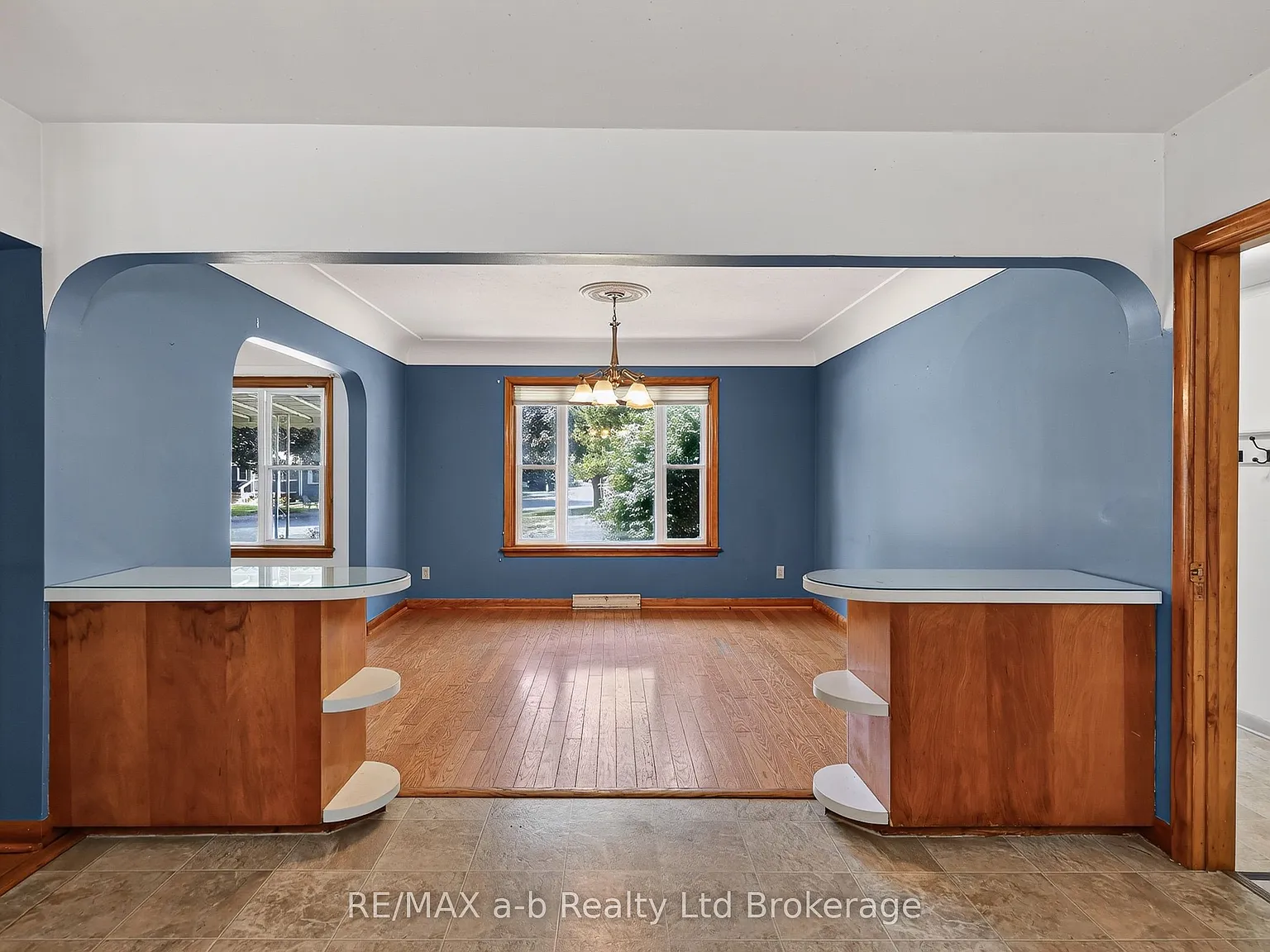 3 bed, $2,250 — Photo 4