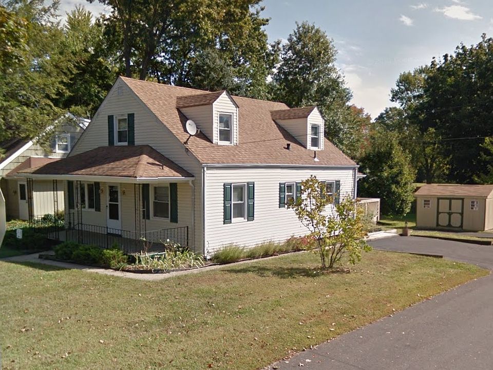 1st image of 400 Huff Ave