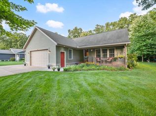 328 Hazelwood Ct, Muskegon, MI 49442