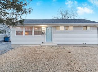151 Kingston Dr, Saint Louis, MO