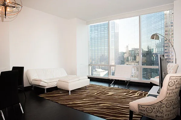 Rented by Level Group | media 21