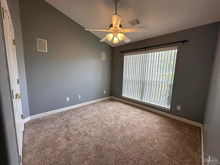 616 Buoy Dr — Photo 20