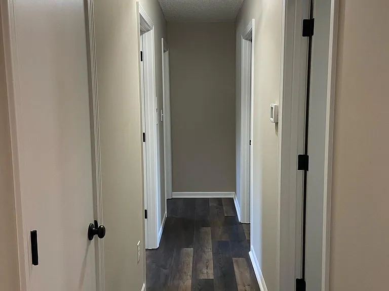 1725 NE Patterson Dr — Photo 15