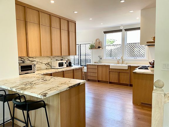4th image of 405 N Avenue 66