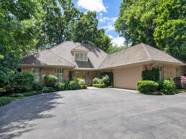 48 Indian Hill Rd, Winnetka, IL 60093