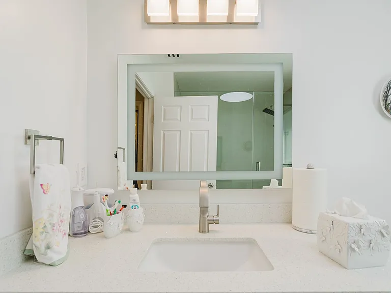 10619 Mather Ave — Photo 51
