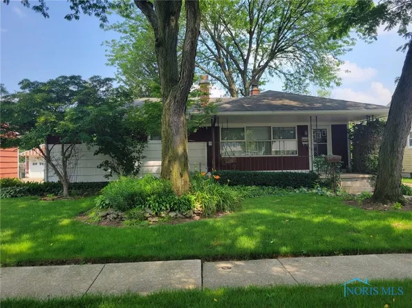 5202 Fern Dr, Toledo, OH 43613