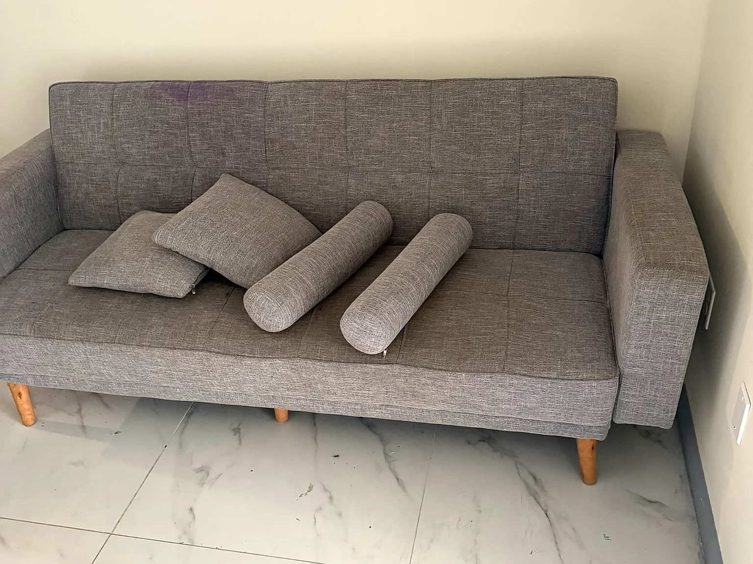 2 bed, 1000 sqft, $1,300 — Photo 2