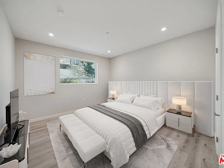 1051 S Corning St #102 — Photo 16