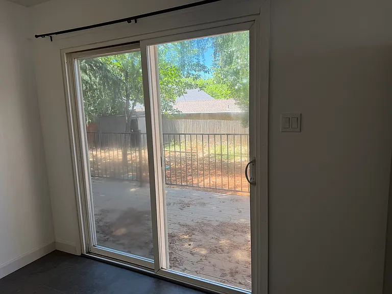 10602 Cedar Way — Photo 12