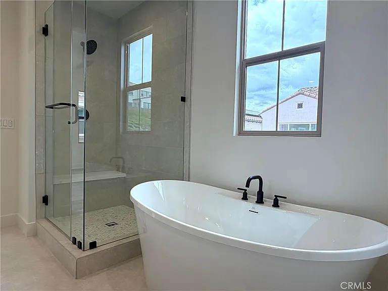208 Maricopa — Photo 19