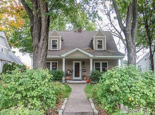 146 Benton Ave N, Wayzata, MN 55391