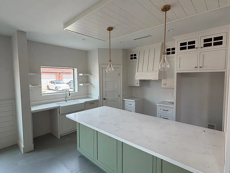 2200 Laredo Rd #10 — Photo 5