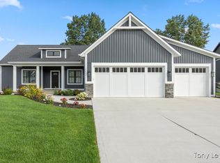 4883 Honeycrisp Dr, Rockford, MI