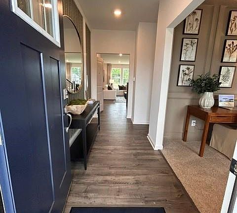 3rd image of 3054 Bella Cir