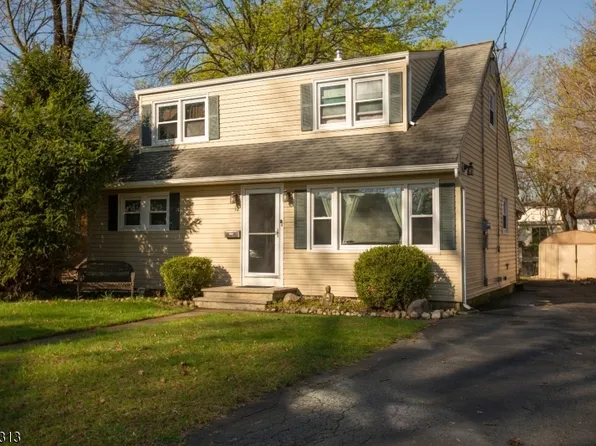 12 Central Ave, Pompton Lakes Boro, NJ 07442