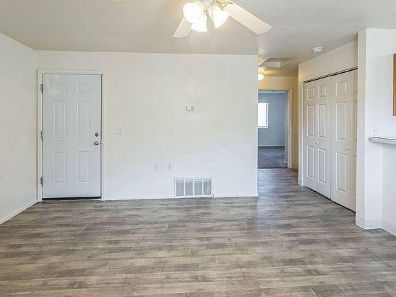 4th image of 460 W Westland Dr #105