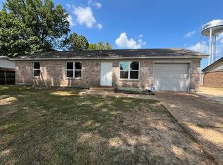 5865 Cherokee Dr, Horn Lake, MS 38637