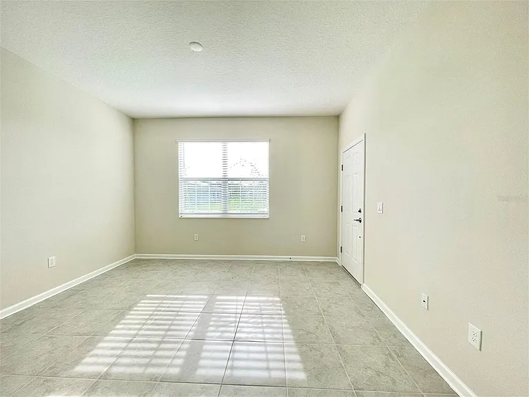 4279 Blackshear Ct — Photo 17