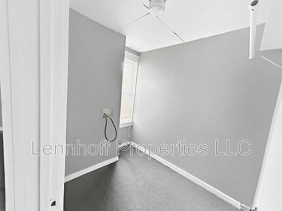 3rd image of 142 Jewett St APT 6
