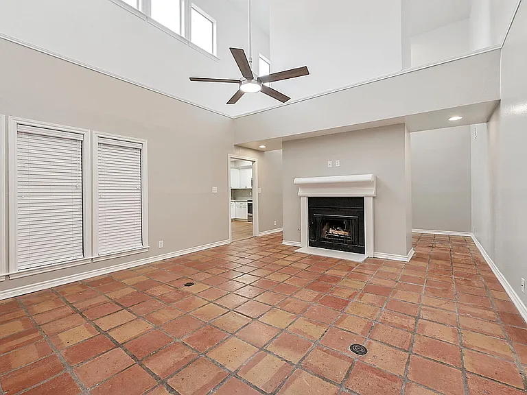4400 Carter Creek Pkwy #102 — Photo 1