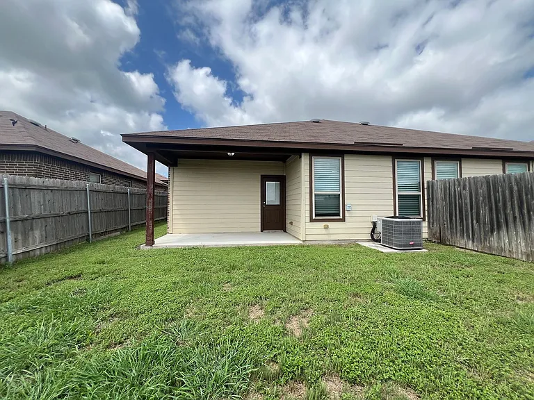 1119 Creekside Orch — Photo 24