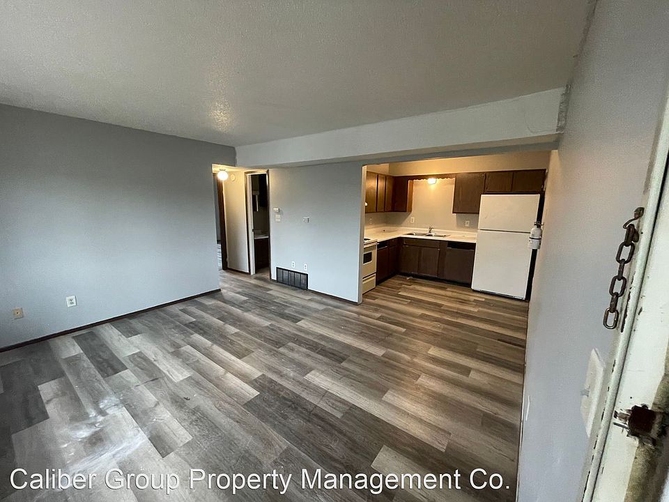 1200 Meadow 1200 Meadow Ln Waterloo IA Zillow