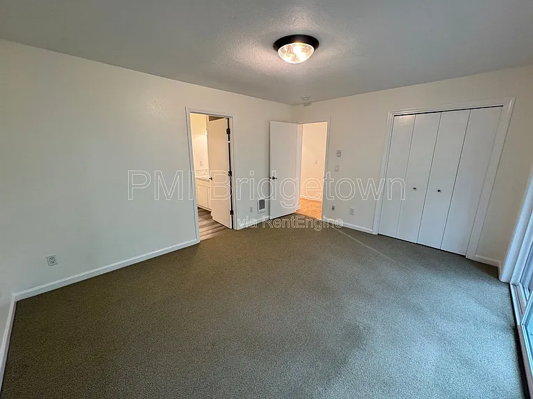 307 Cervantes Cir — Photo 10