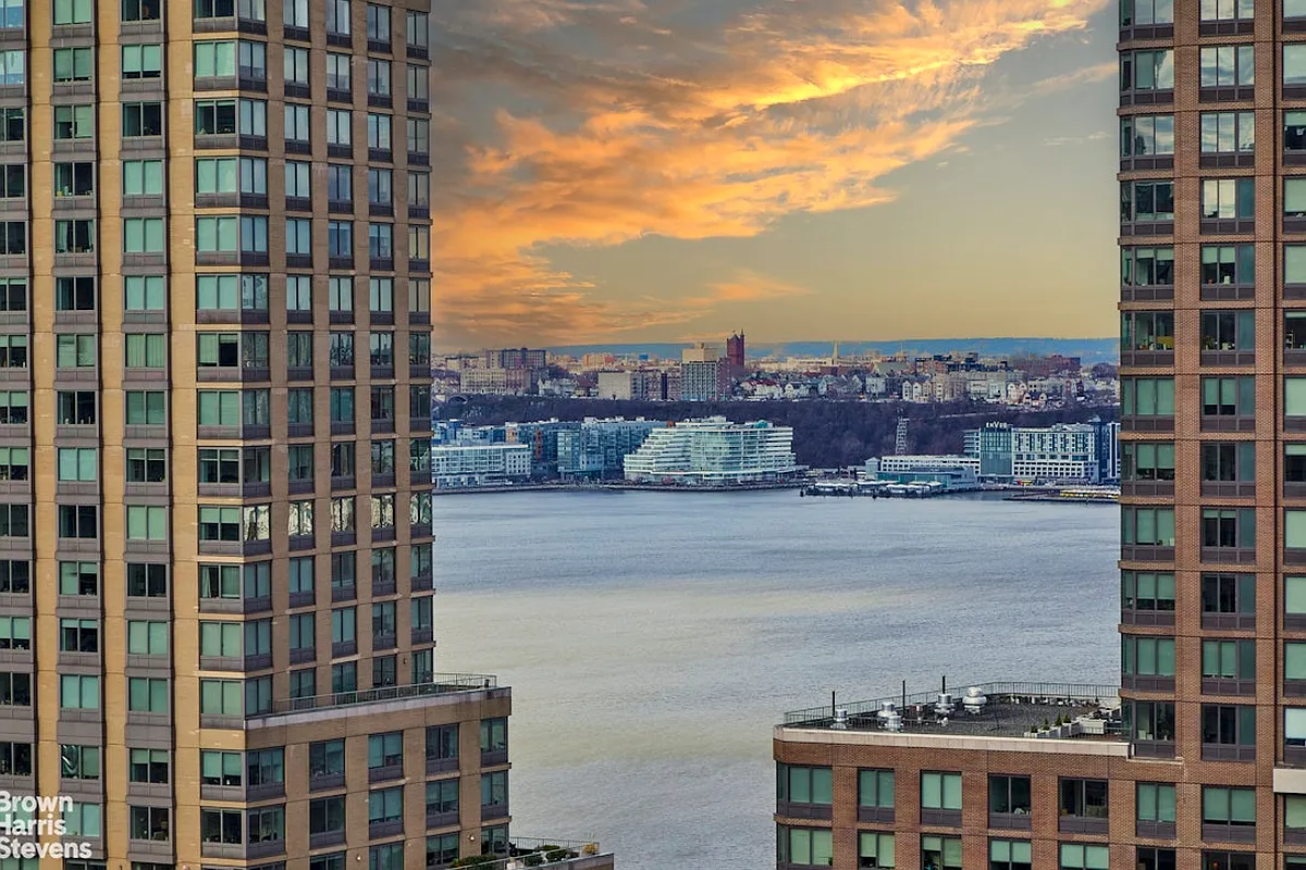 205 West End Ave Unit 26W  