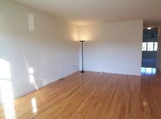 281 Ridgewood Ave, Broadway, VA 22815