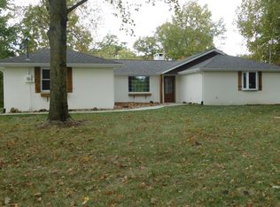 2323 Staunton Rd, Troy, IL 62294