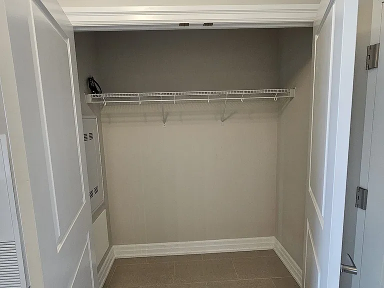 1878 Gordon St #506 — Photo 20