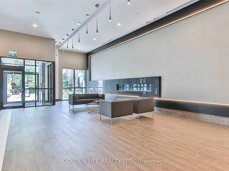 8 Trent Ave #1112 — Photo 15
