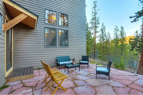 273 Penstemon Rd Photo 1
