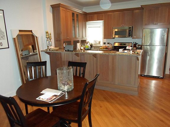 5th image of 1449 W Berteau Ave APT 2