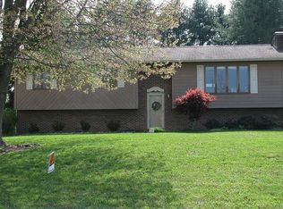 2923 Newbern Dr, Johnson City, TN 37604