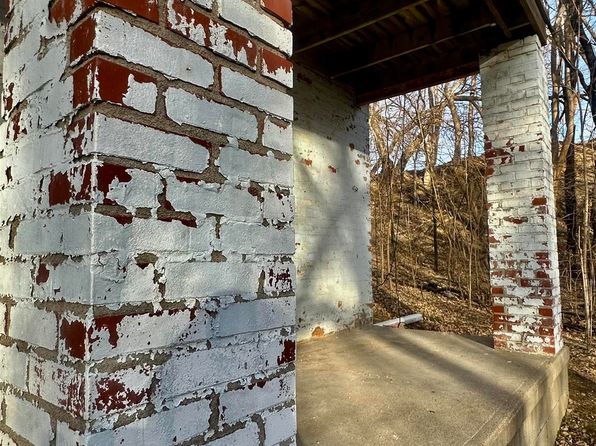 omaha-nebraska-442098574 picture