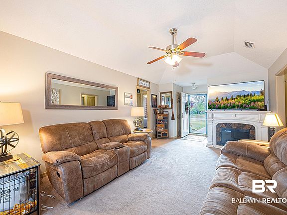 5th image of 13329 Moriah Dr