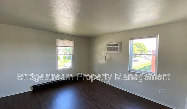 1299-1 Sanlor Ave — Photo 18