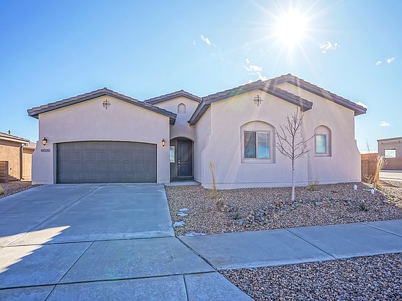 Front Exterior - Katherine II La Cuentista