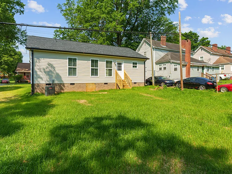 718 Park Ave — Photo 23